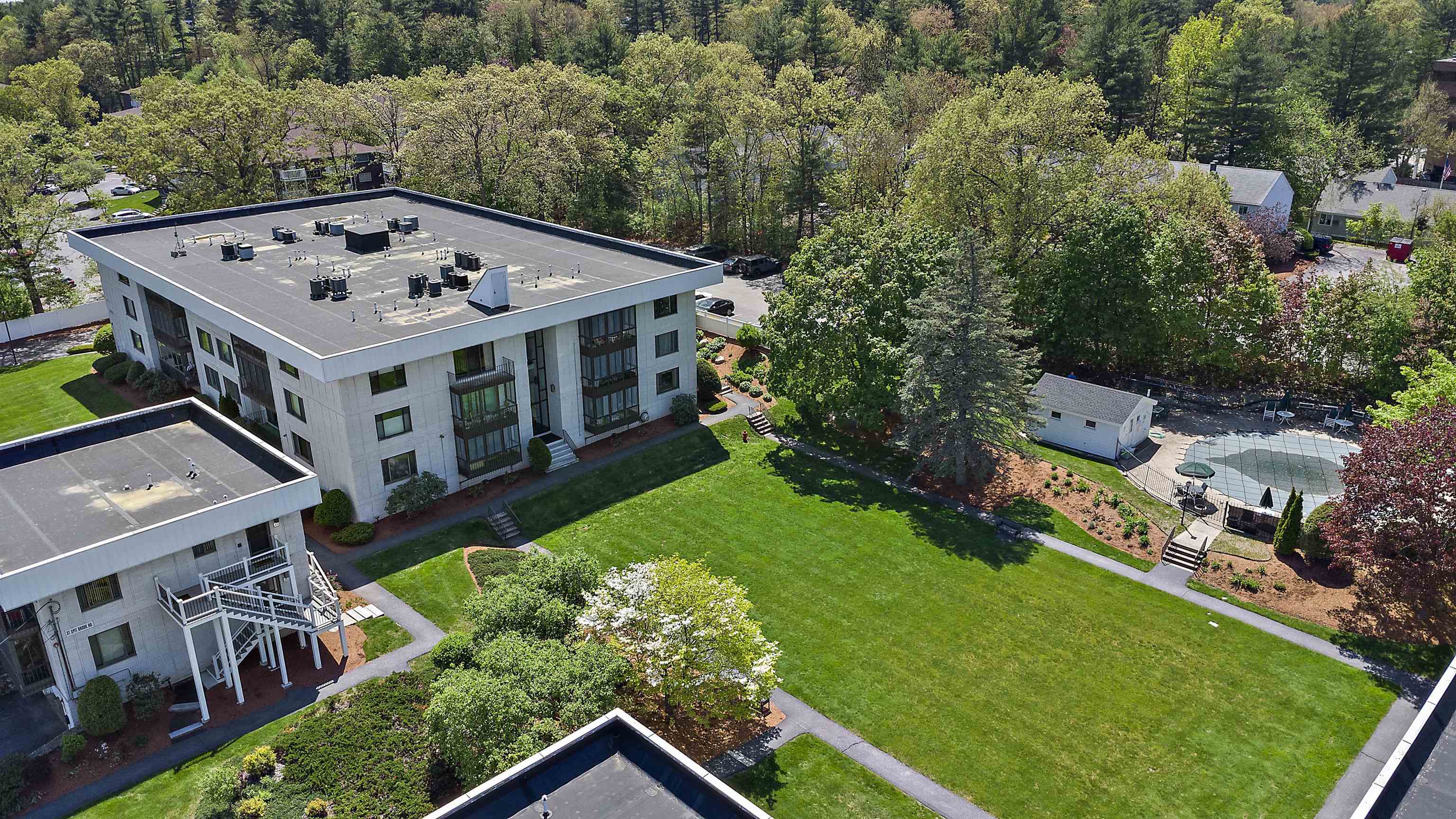 39 Spit Brook Road, Unit 51 Nashua, NH 03060 - Photo 34 of 35 Gallery Image 34