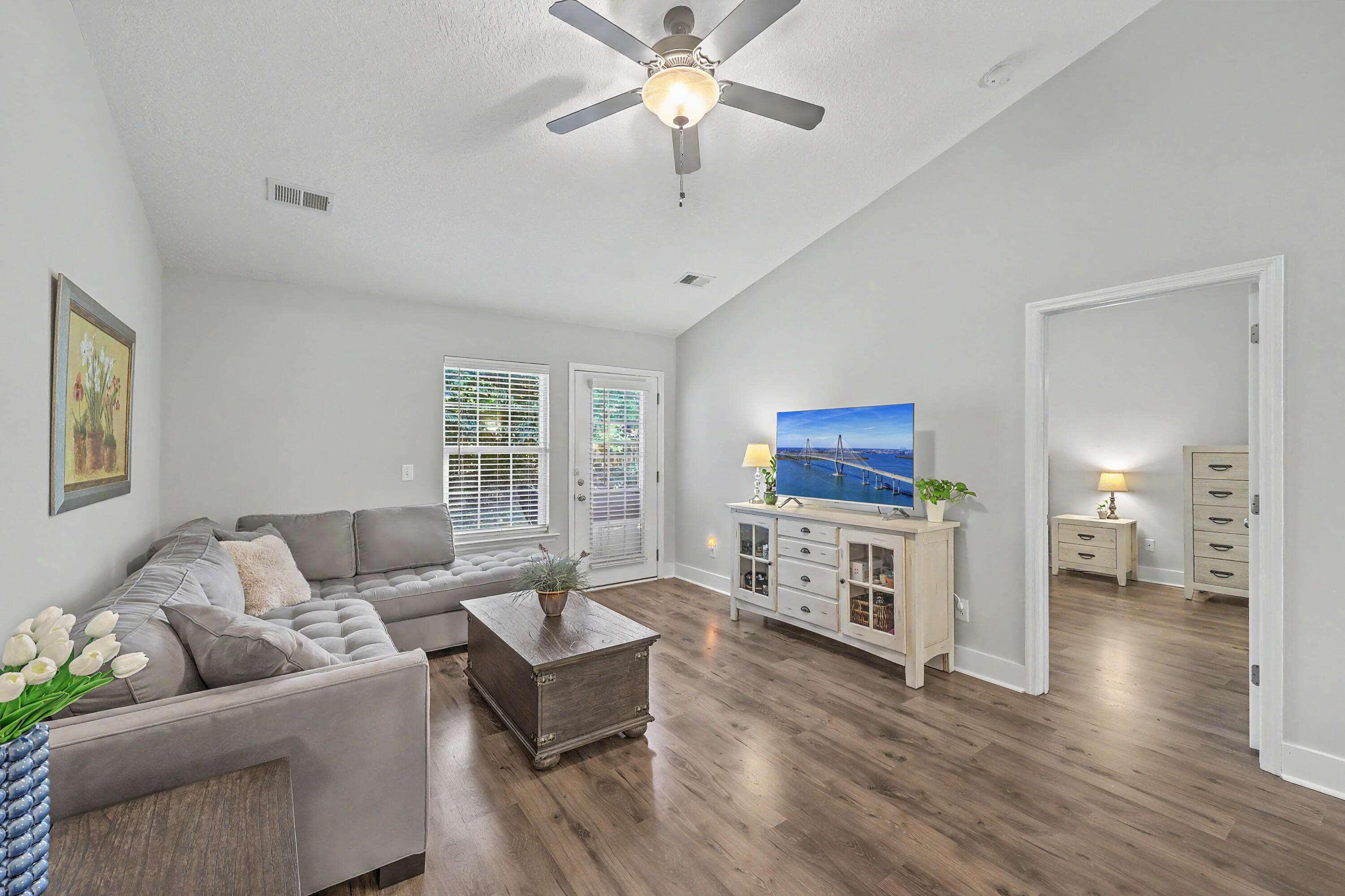 7868 Montview Road North Charleston, SC 29418 - Photo 26 of 46 7868 Montview_Living Room2