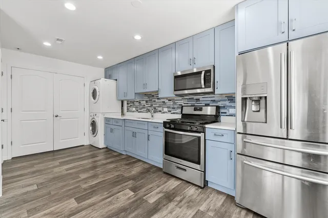 $860,000 | 215 Slalom Court, Minooka, IL 60447