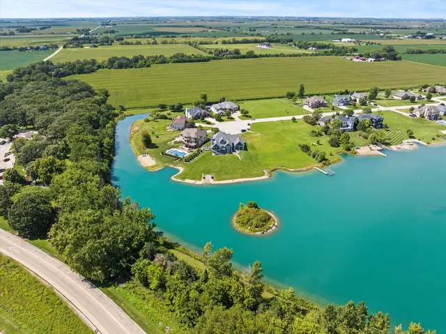 $860,000 | 215 Slalom Court, Minooka, IL 60447