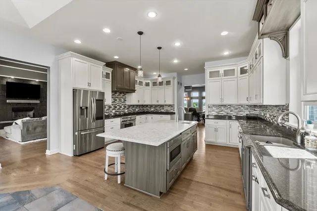 $860,000 | 215 Slalom Court, Minooka, IL 60447