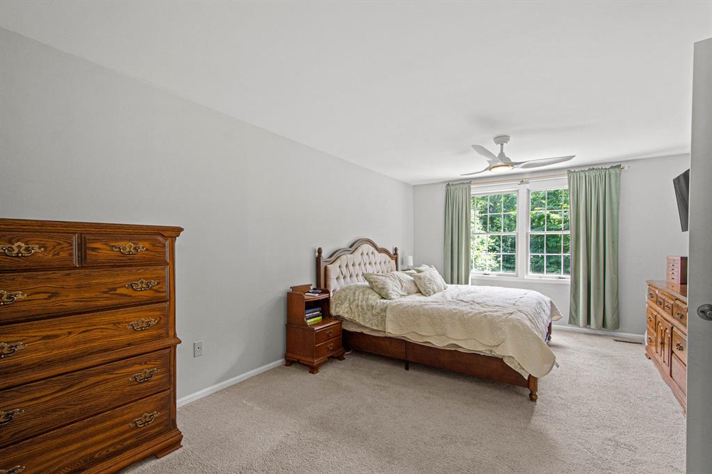 2321 Cramden Road Pittsburgh, PA 15241 - Photo 16 of 32 Gallery Image 16