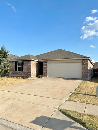 $2,100 | 5825 Mountain Bluff Drive, Fort Worth, TX 76179