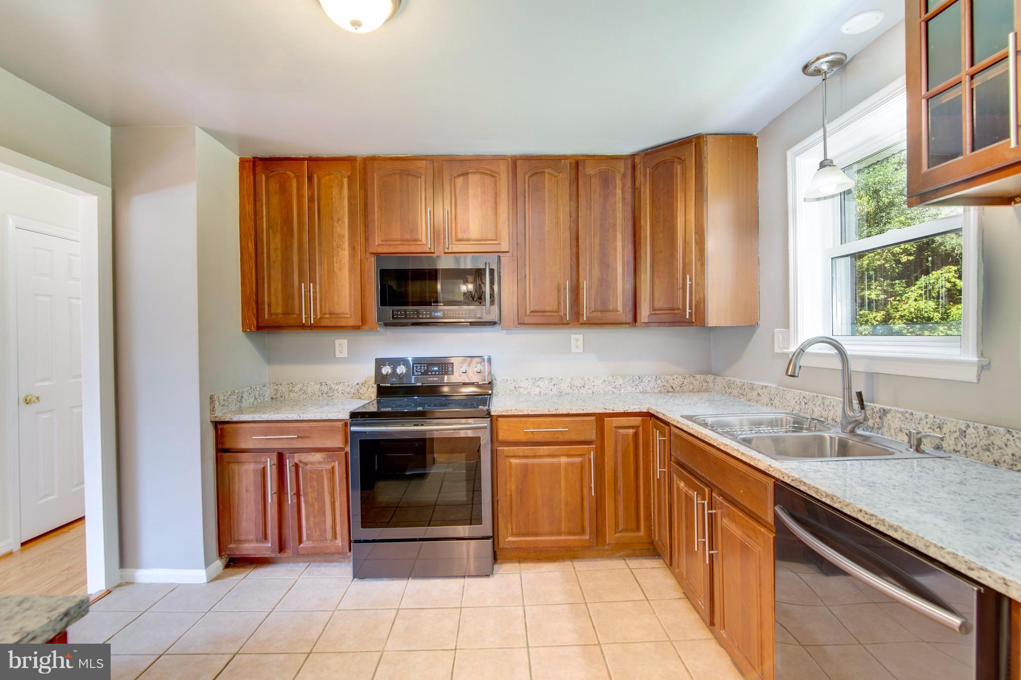 6104 Claridge Road Temple Hills, MD 20748 - Photo 5 of 29 Kitchen