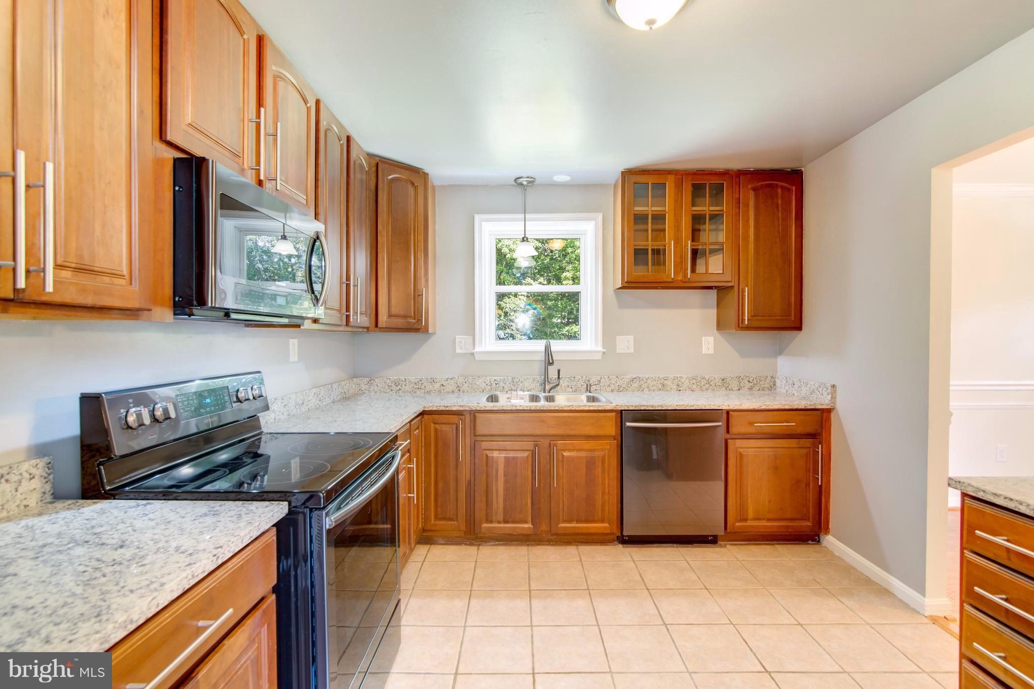 6104 Claridge Road Temple Hills, MD 20748 - Photo 7 of 29 Kitchen