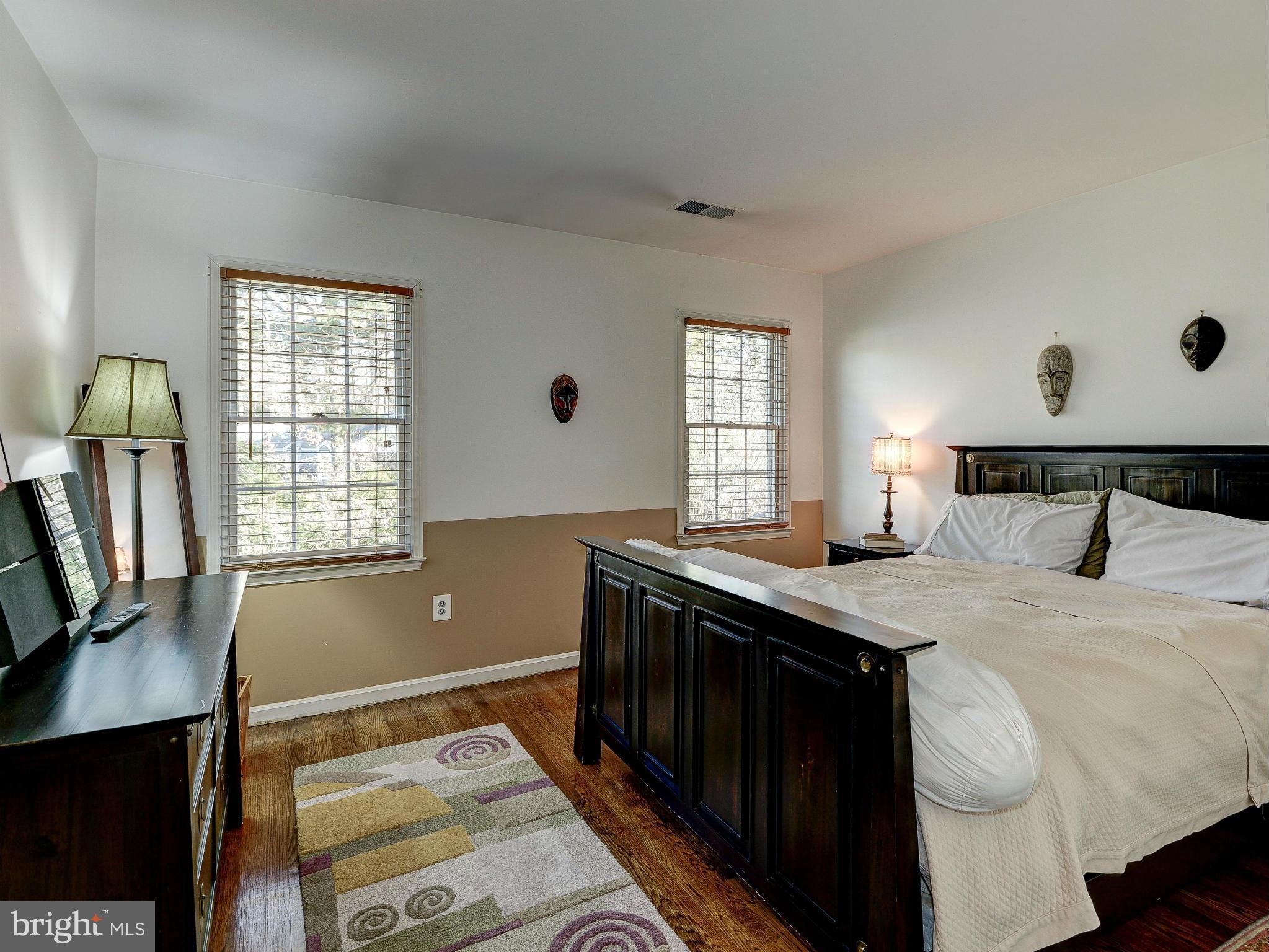5827 Bent Twig Road McLean, VA 22101 - Photo 19 of 30 Bedroom