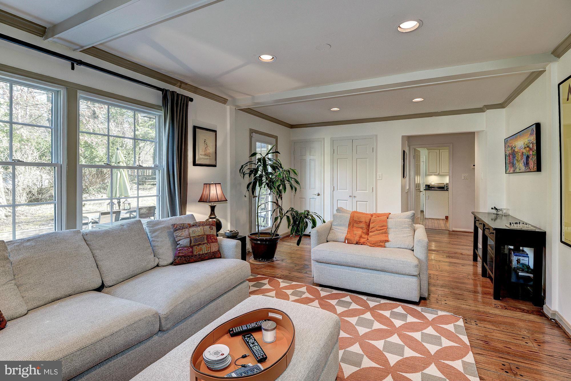 5827 Bent Twig Road McLean, VA 22101 - Photo 7 of 30 Family Room