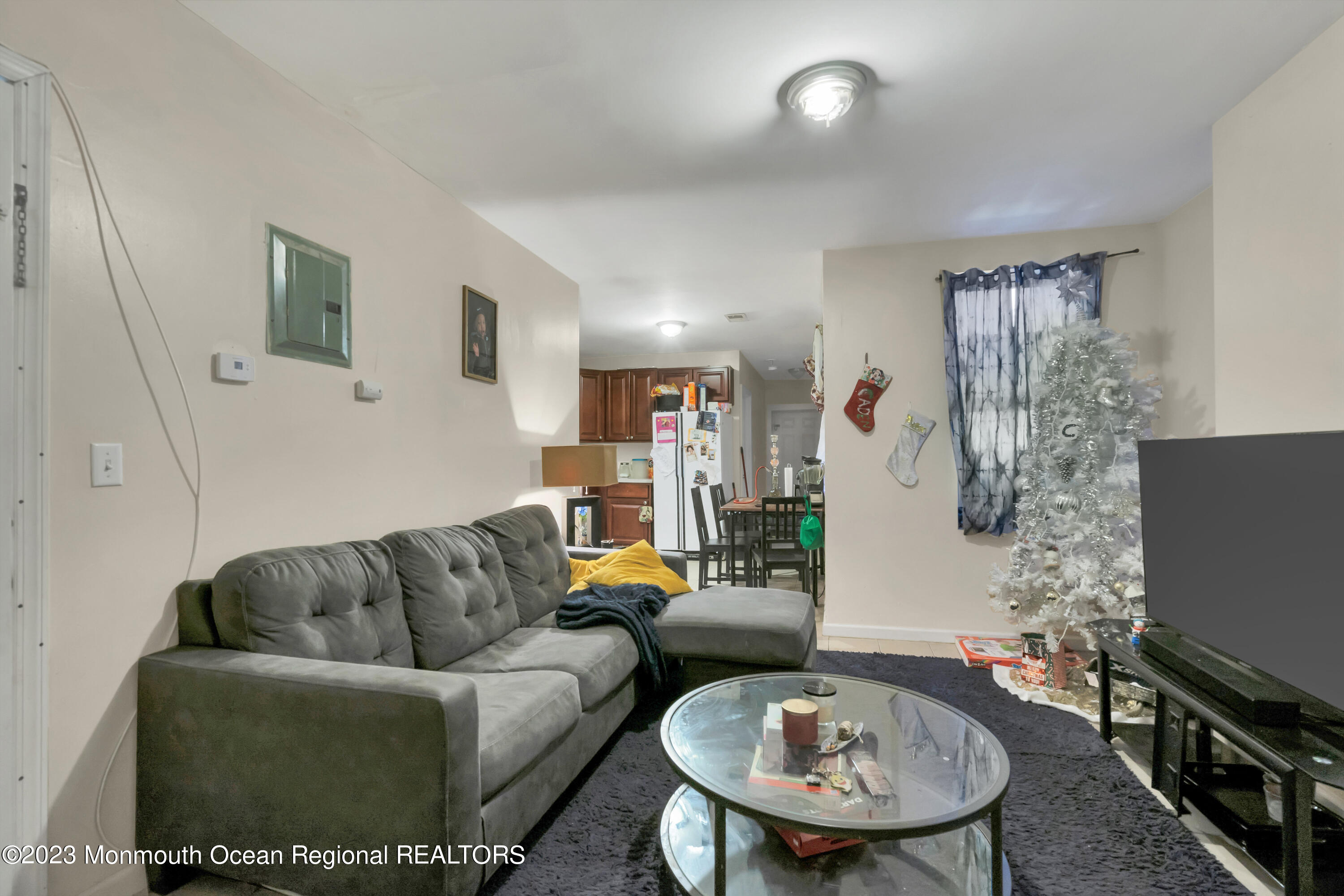 136 Ripley Place Elizabeth, NJ 07206 - Photo 8 of 13 dsc04391