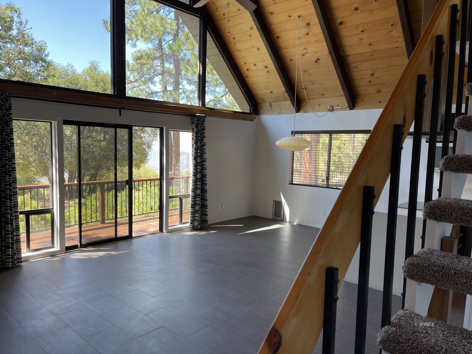 53155 Double View Drive Idyllwild, CA 92549 - Photo 23 of 47 Great Room / Access to Huge Deck