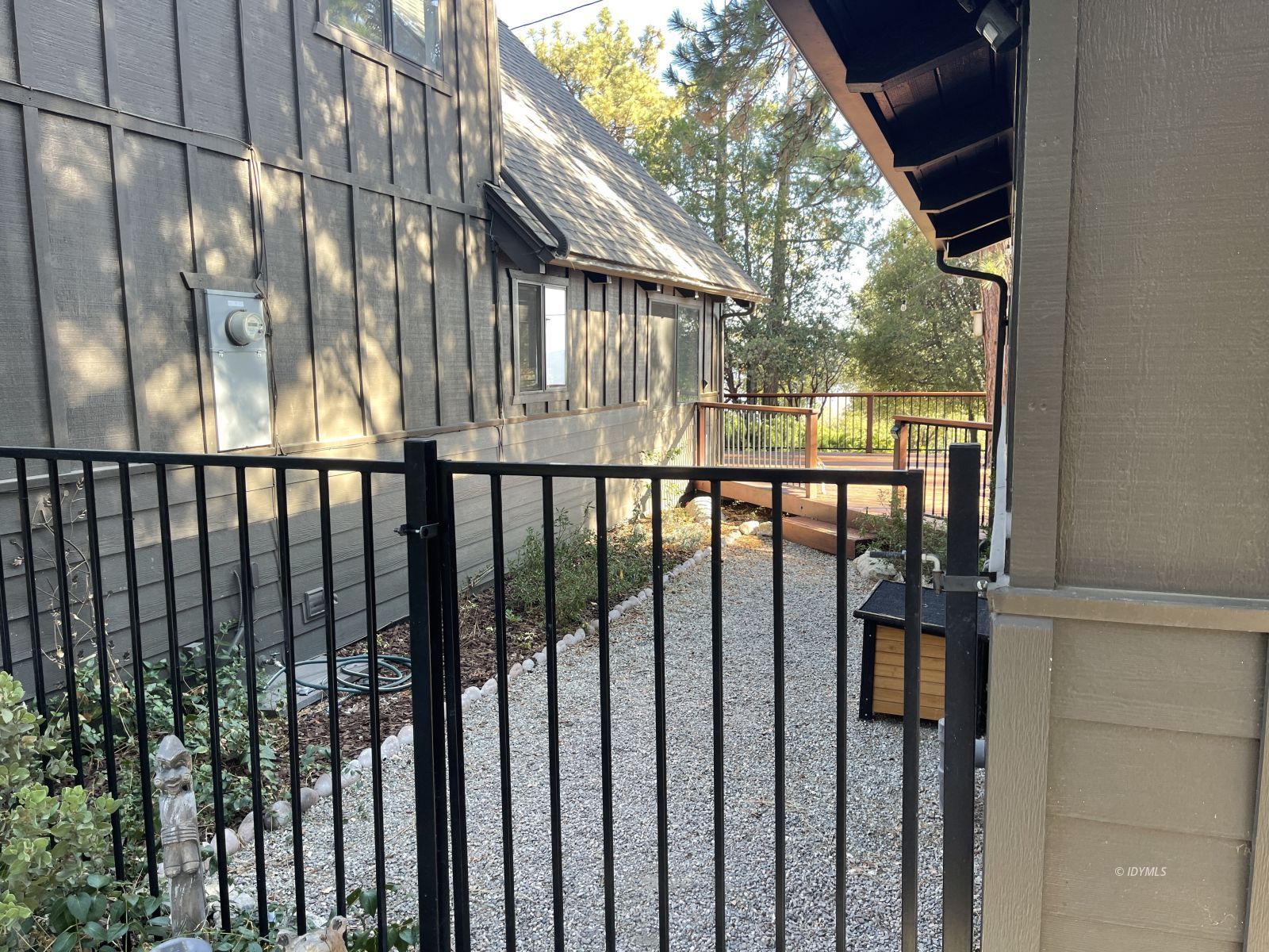 53155 Double View Drive Idyllwild, CA 92549 - Photo 47 of 47 Garden / Dog Run / Enclosed