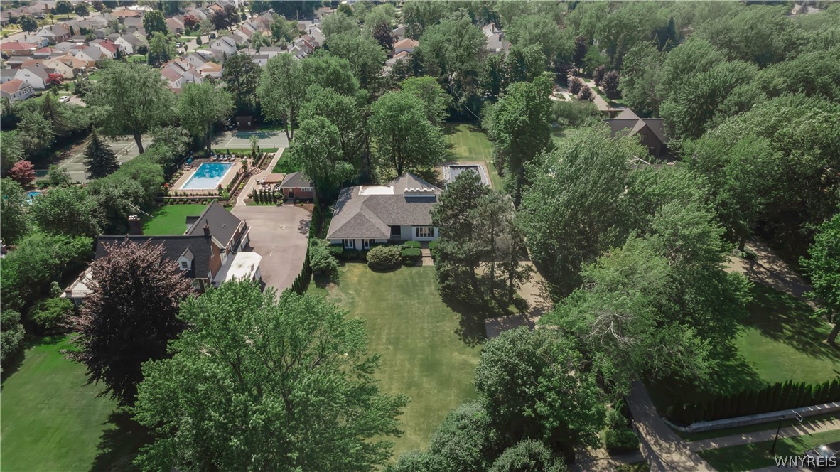 648 Lebrun Road Amherst, NY 14226 - Photo 5 of 50