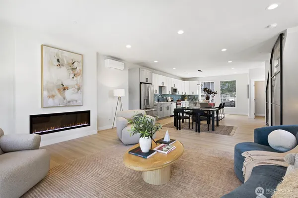 $875,000 | 7103 210th Street Southwest, Unit B, Edmonds, WA 98026