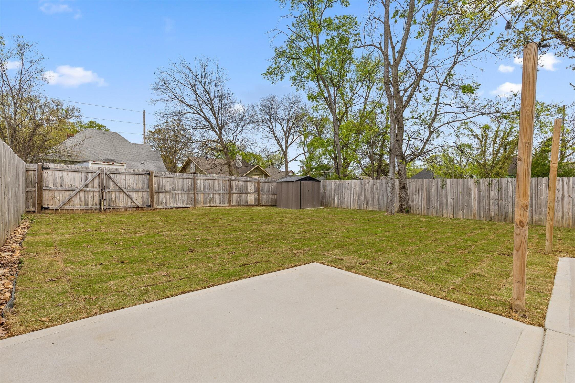 2011 East 12th Street Chattanooga, TN 37404 - Photo 24 of 27 2011 E 12th Street