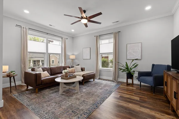 $385,000 | 2011 East 12th Street, Chattanooga, TN 37404