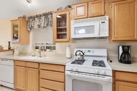 $218,000 | 69525 Dillon Road, Unit 129, Desert Hot Springs, CA 92241