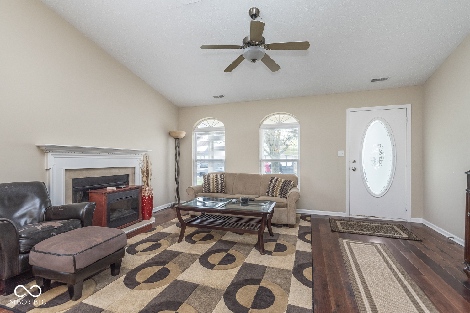 381 Longview Bend Brownsburg, IN 46112 - Photo 4 of 27