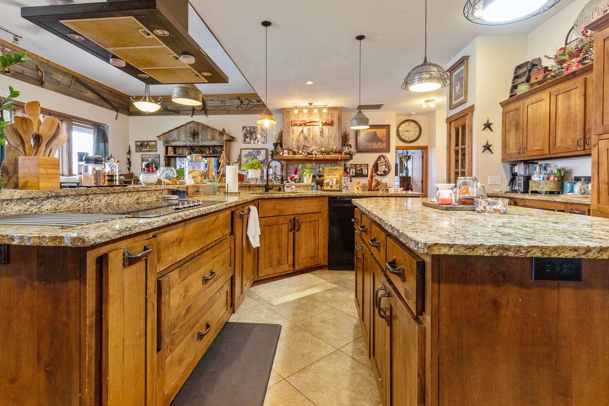 51857 South 630 Road Colcord, OK 74338 - Photo 16 of 53 Gorgeous Kitchen