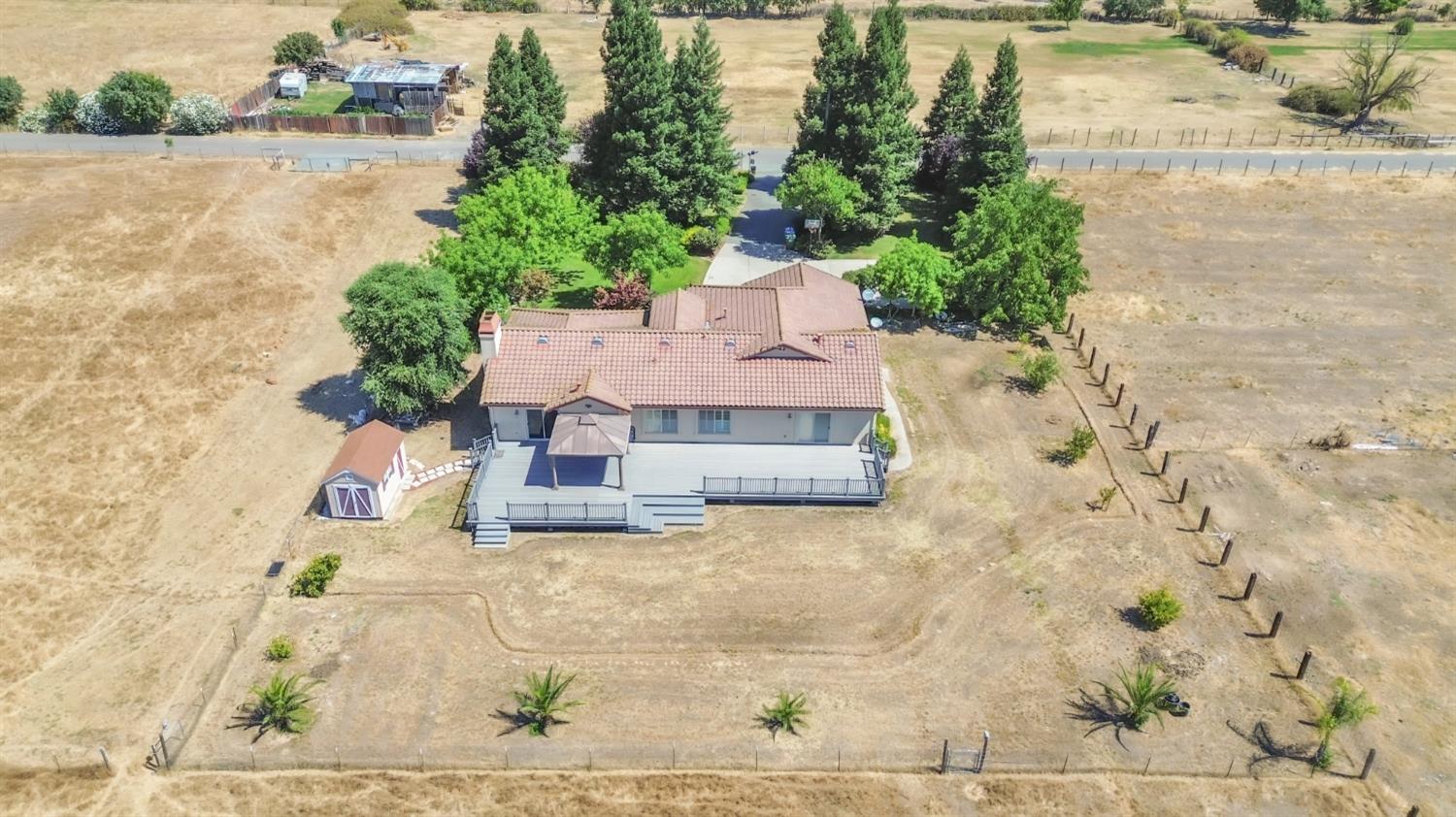 8654 Bradshaw Road Elk Grove, CA 95624 - Photo 35 of 39