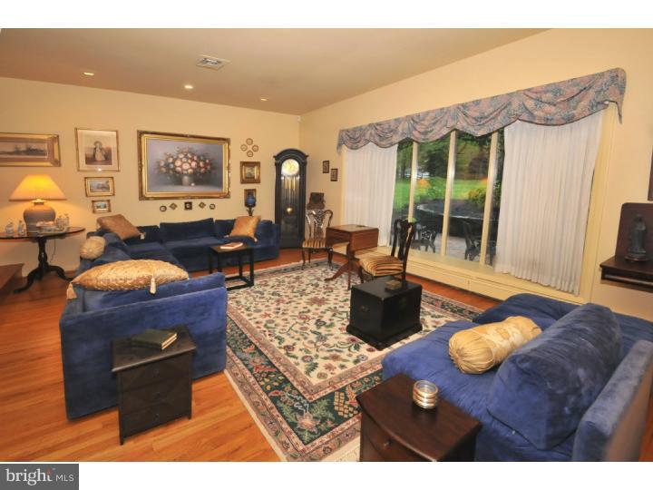 1320 Revelation Road Jenkintown, PA 19046 - Photo 3 of 22 Living Room