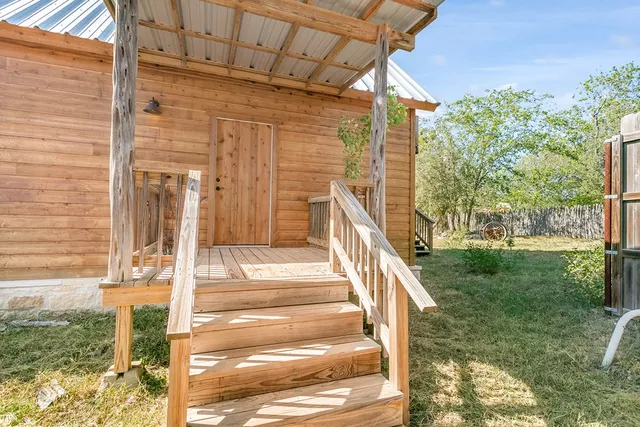 $334,500 | 511 Bluebird Street, Fredericksburg, TX 78624