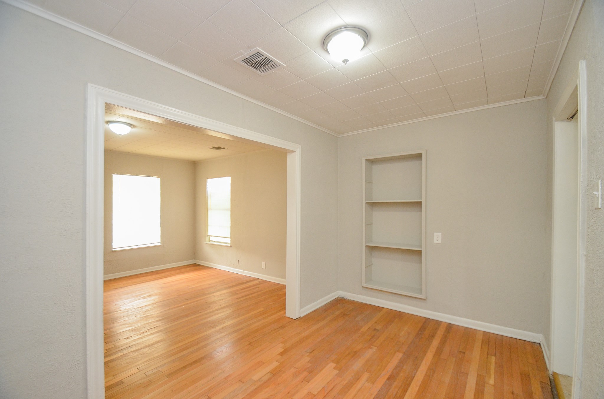 217 Owens Street Houston, TX 77029 - Photo 3 of 20