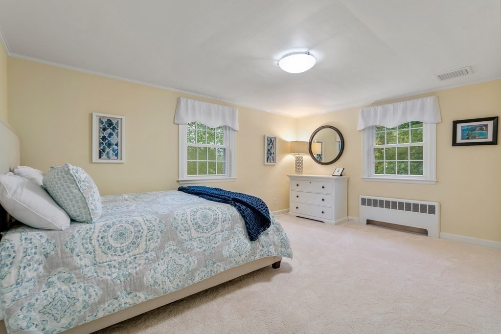 138 Summer Street Weston, MA 02493 - Photo 23 of 34