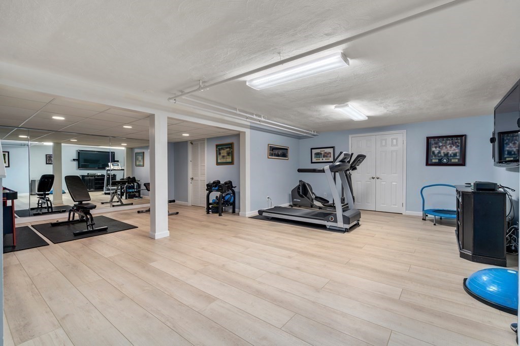 138 Summer Street Weston, MA 02493 - Photo 25 of 34