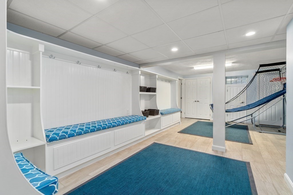 138 Summer Street Weston, MA 02493 - Photo 28 of 34