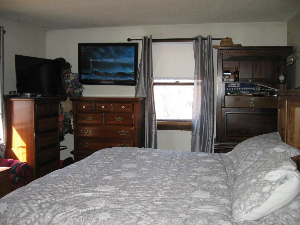 5 Carriage Hill Road Epsom, NH 03234 - Photo 14 of 35 Gallery Image 14