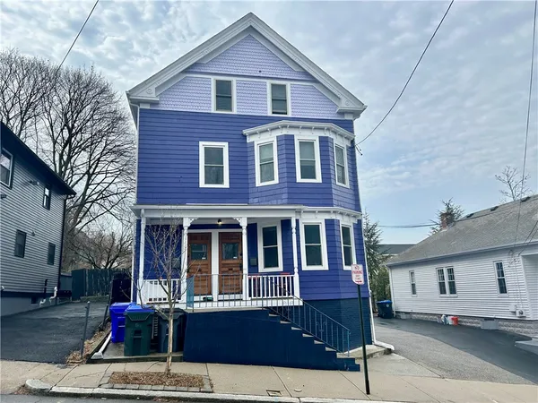 $2,350 | 37 Evergreen Street, Unit 1, Providence, RI 02906