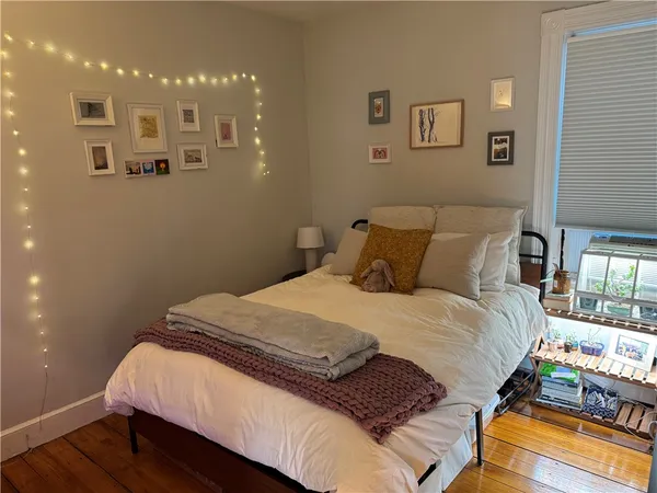 $2,350 | 37 Evergreen Street, Unit 1, Providence, RI 02906