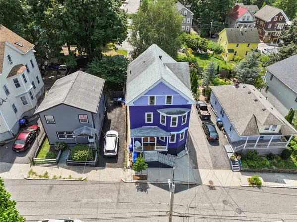 $2,350 | 37 Evergreen Street, Unit 1, Providence, RI 02906