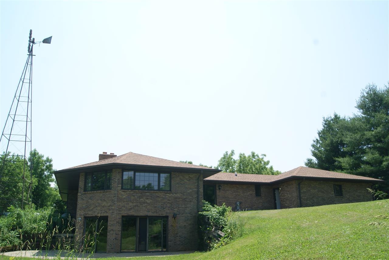 8404 West Oliver Road Rockton, IL 61072 - Photo 1 of 25 Gallery Image 1