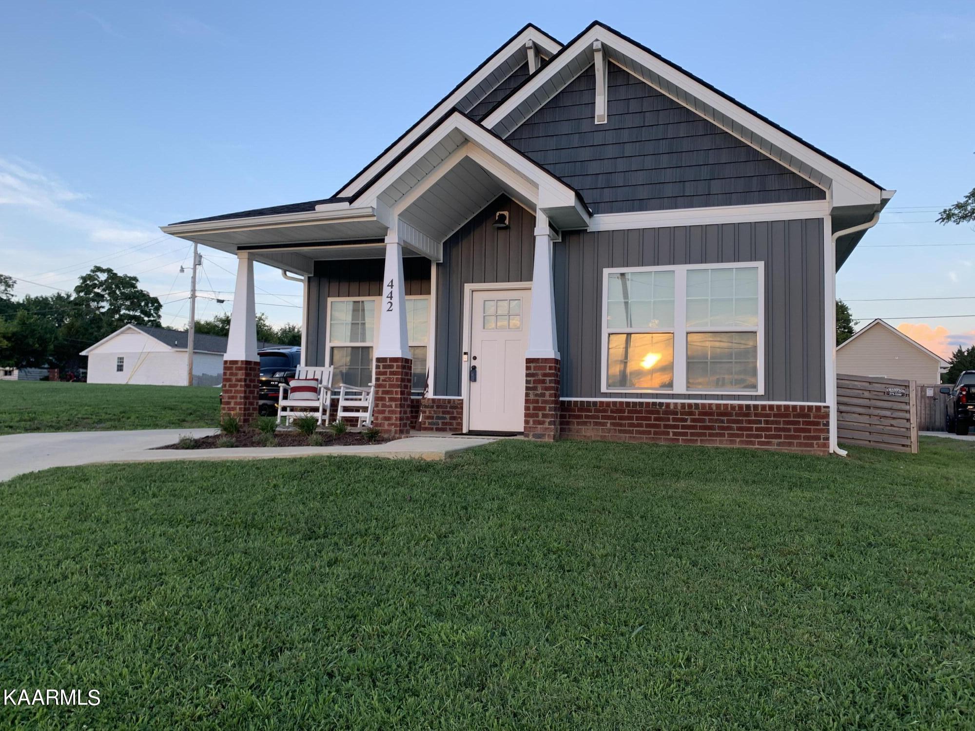 442 North Wright Road Alcoa, TN 37701 - Photo 1 of 32 IMG-5514