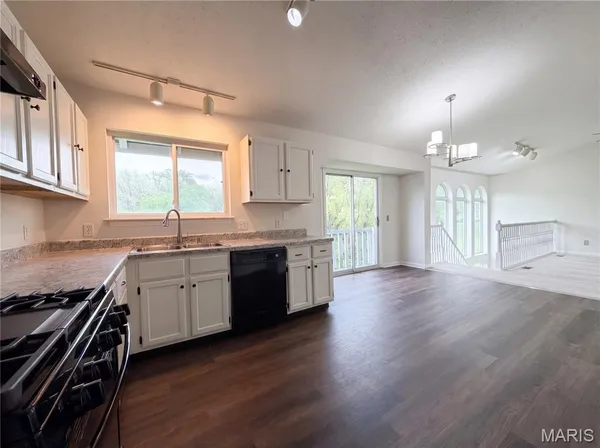 $271,000 | 5017 Marne Drive, Black Jack, MO 63033