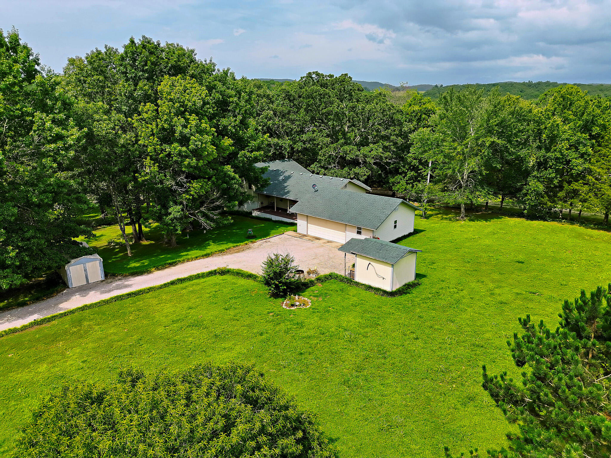 28704 Cromwell Road Shell Knob, MO 65747 - Photo 43 of 56 DJI_20260625153529_0012_V_MLS