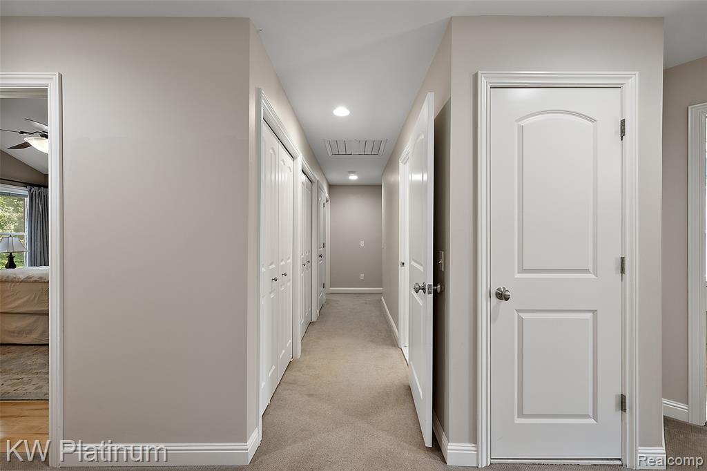 691 Lake Ridge Road Rochester Hills, MI 48307 - Photo 39 of 90