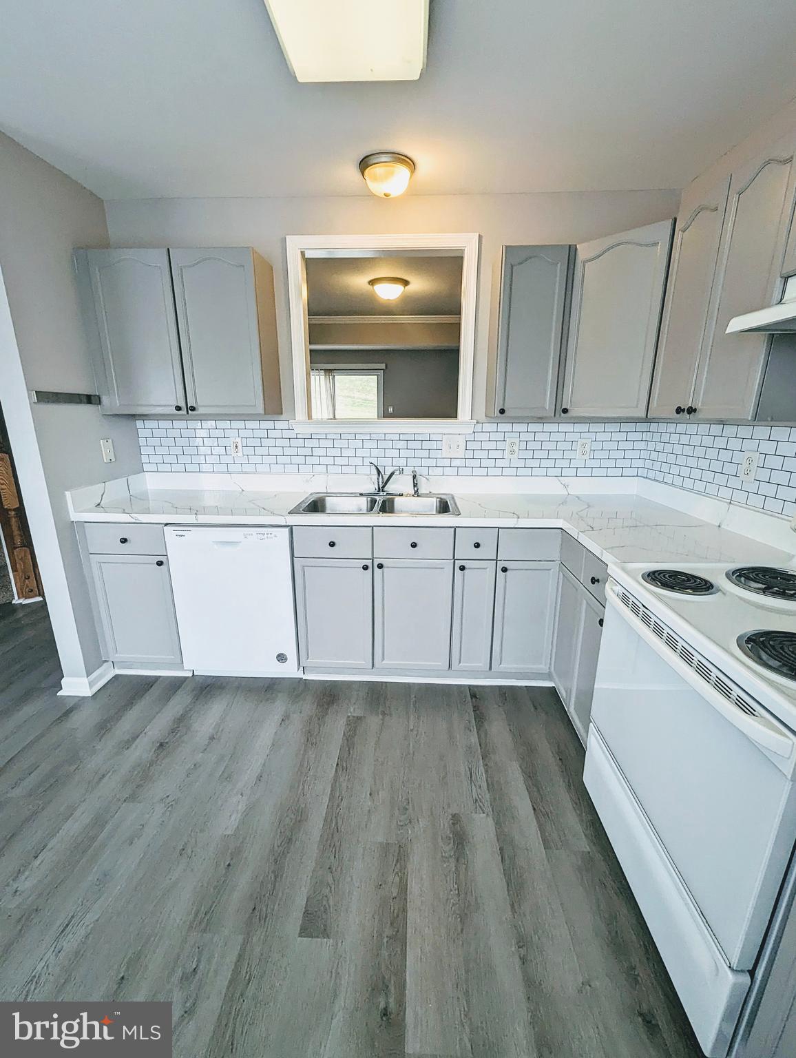 121 Eagles Ridge Smithsburg, MD 21783 - Photo 6 of 32