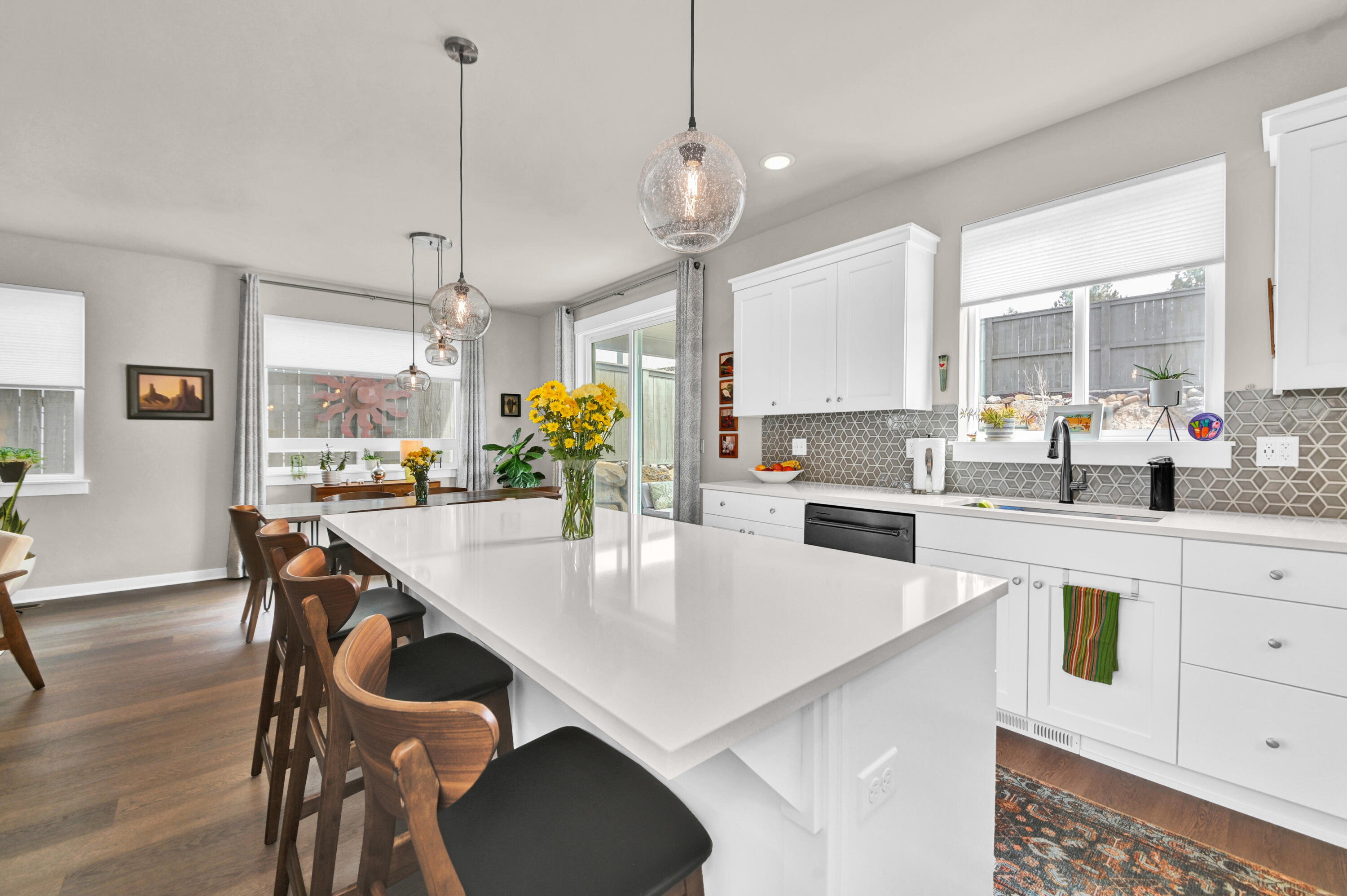 61574 Southeast Depot Loop Bend, OR 97702 - Photo 11 of 35 Kitchen to Dining