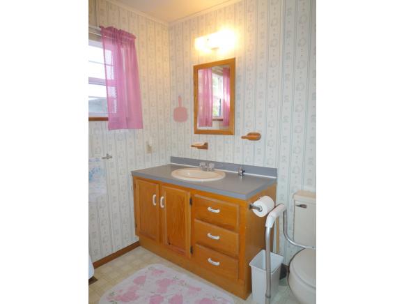 6 Cumberland Road Wolfeboro, NH 03894 - Photo 16 of 21 Gallery Image 16