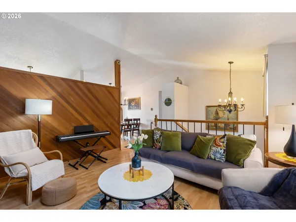 $585,000 | 930 Prescott Lane, Springfield, OR 97477