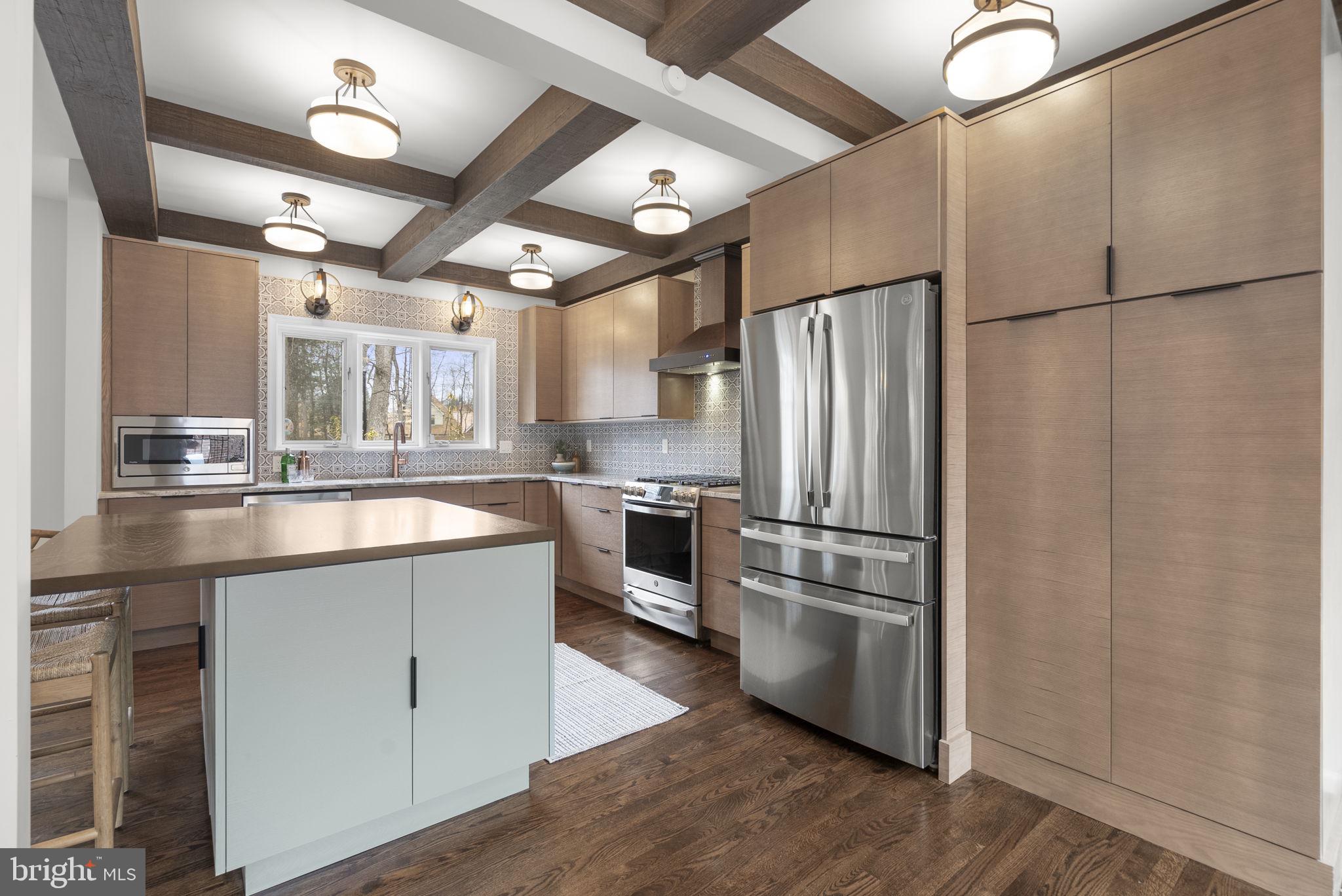 1100 South River Landing Road Edgewater, MD 21037 - Photo 3 of 51 Brand new, unused kitchen!