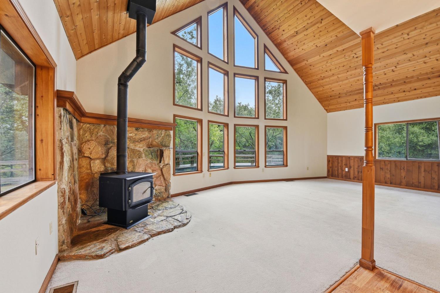 1950 Bear Rock Road Placerville, CA 95667 - Photo 3 of 50
