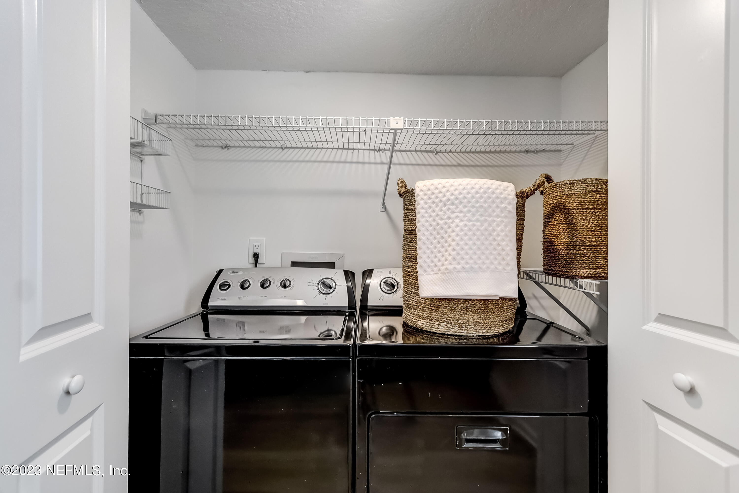 41 Turtleback Trail Ponte Vedra Beach, FL 32082 - Photo 14 of 41 a bathroom with a sink and mirror