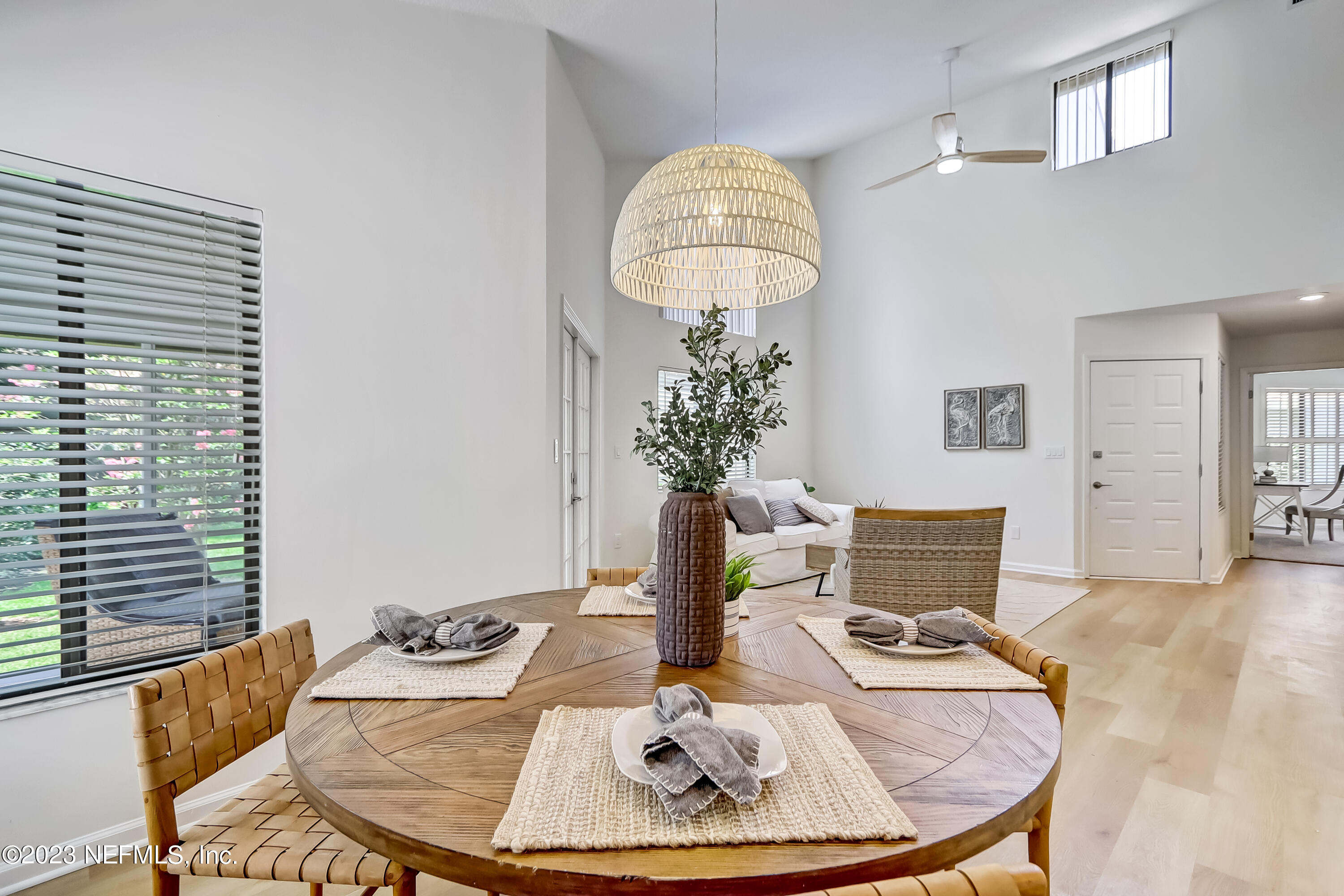 41 Turtleback Trail Ponte Vedra Beach, FL 32082 - Photo 8 of 41 a living room with furniture and a table