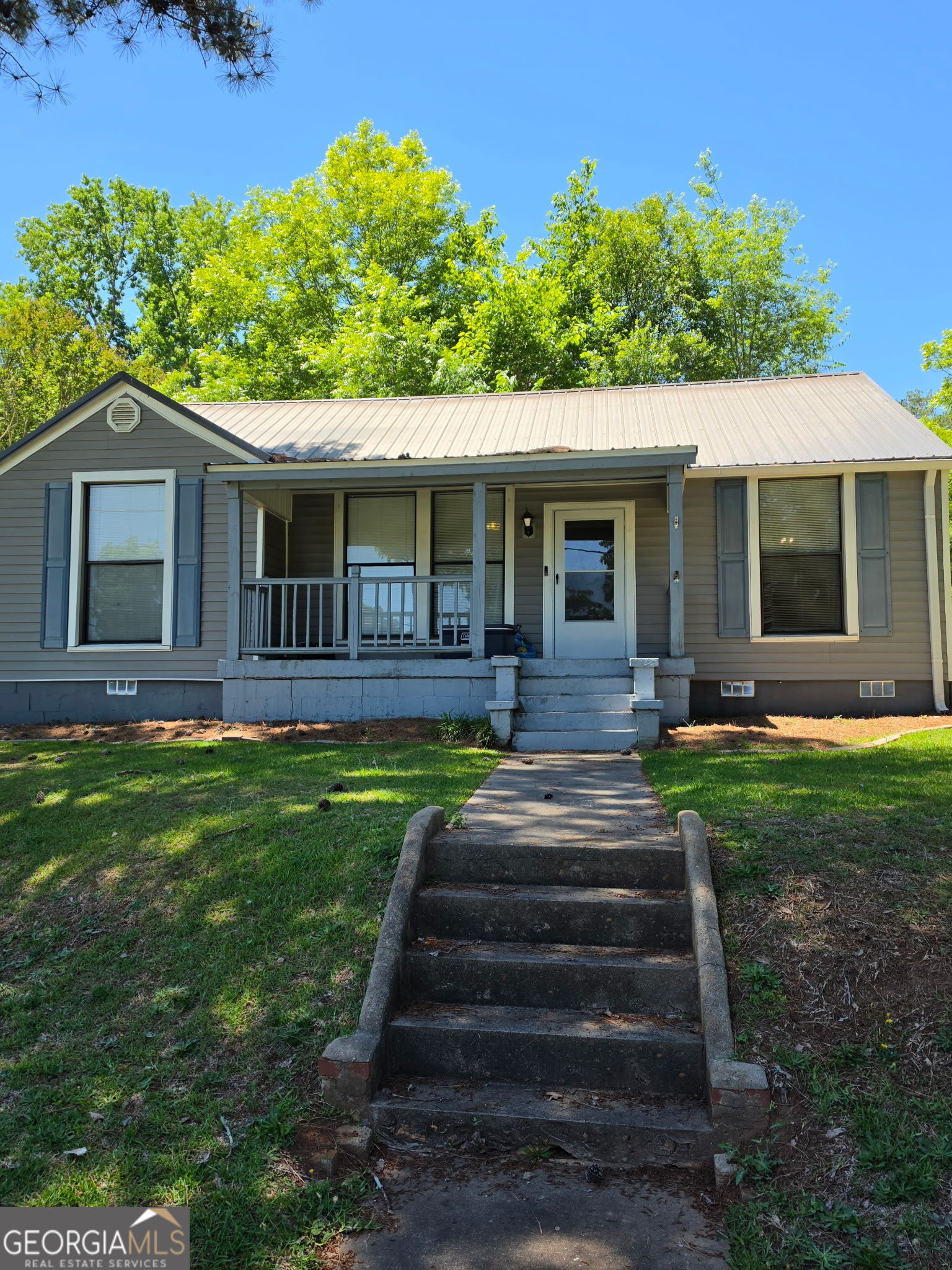 2901 17th Avenue Valley, AL 36854 - Photo 1 of 14