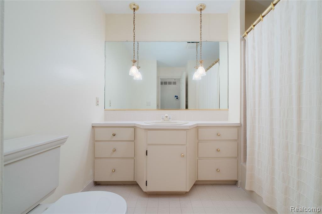 11050 Wealthy Lane Romeo, MI 48065 - Photo 19 of 53