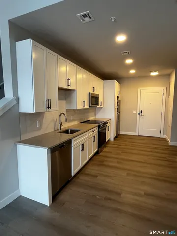 $3,950 | 467 West Avenue, Unit 6059, Norwalk, CT 06850