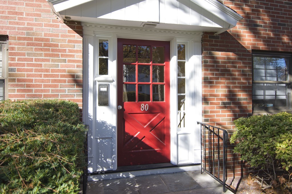 80 Renwick Road, Unit B Wakefield, MA 01880 - Photo 8 of 12 Gallery Image 8