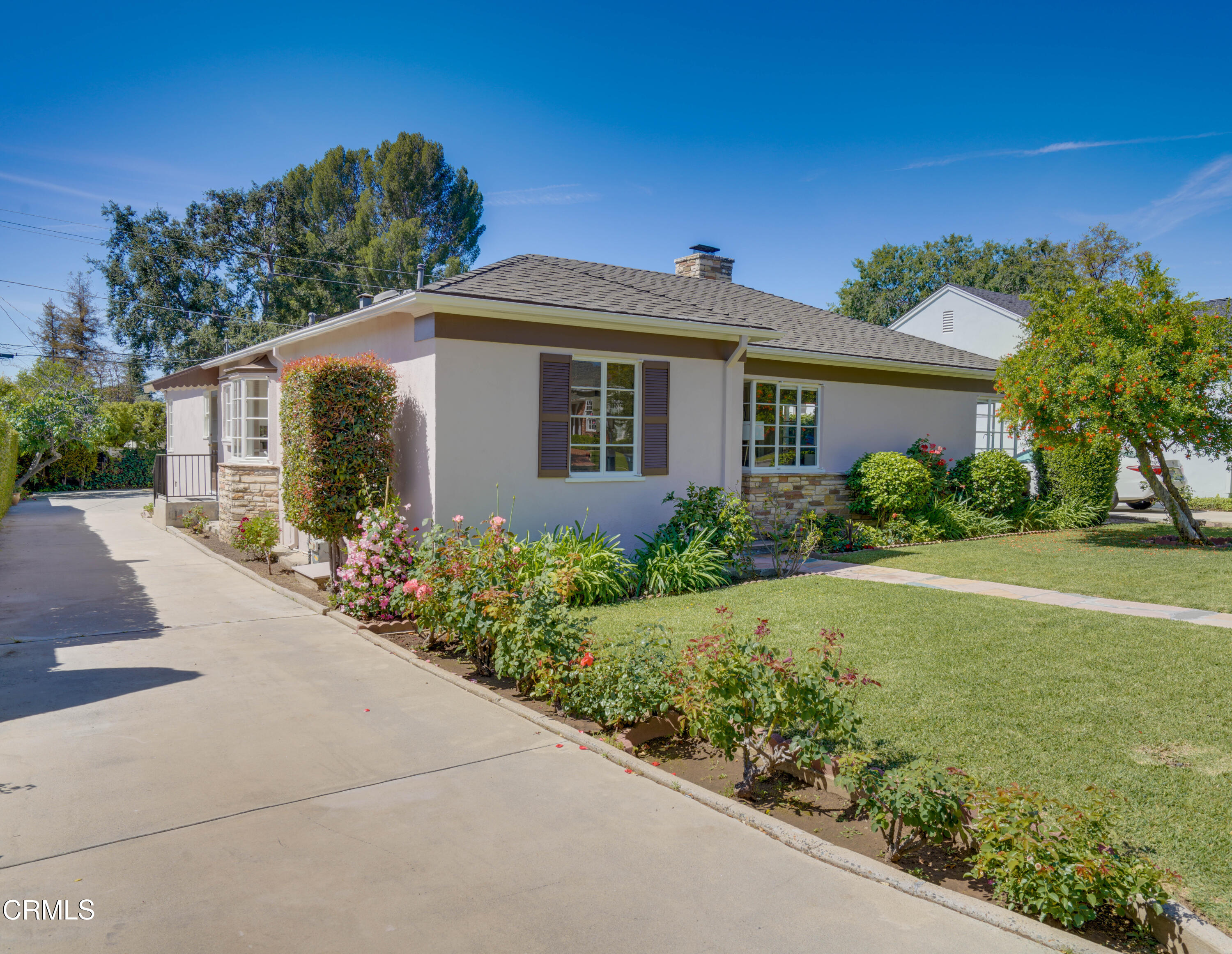 2540 Lambert Drive Pasadena, CA 91107 - Photo 2 of 30 front view of a house with a yard